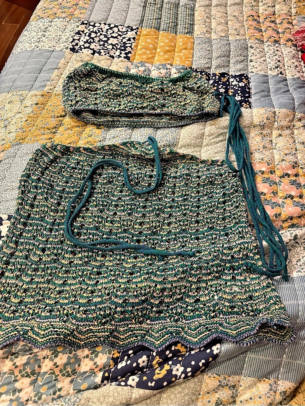 PrettyLittleThing Green Multi Stitch Crochet Knit Skirt Set Medium Like New